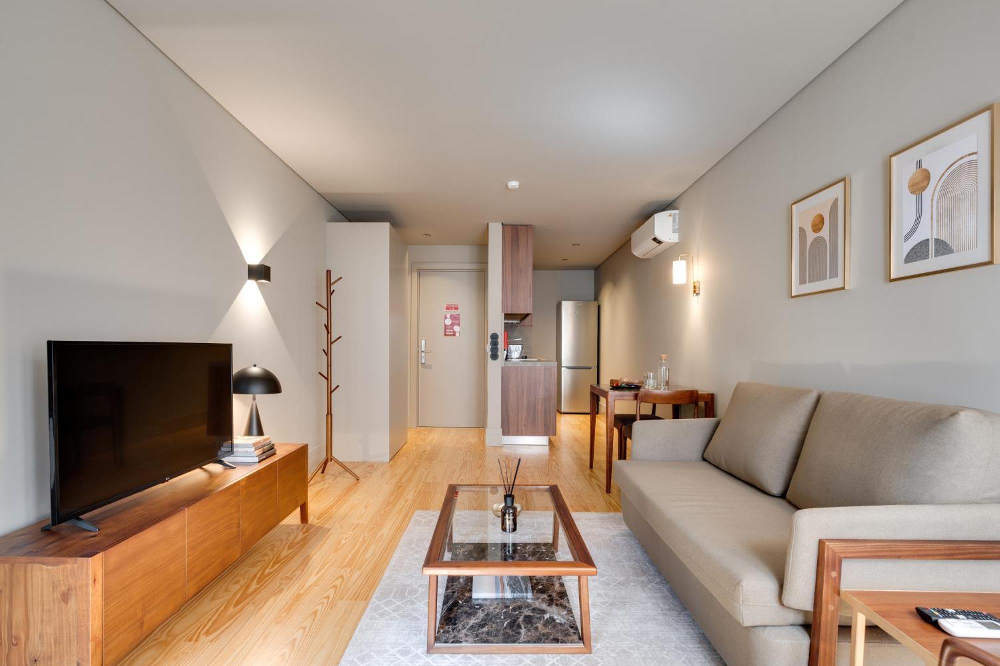 Avus M Suites And Apartments By Da'Home Porto Exterior foto