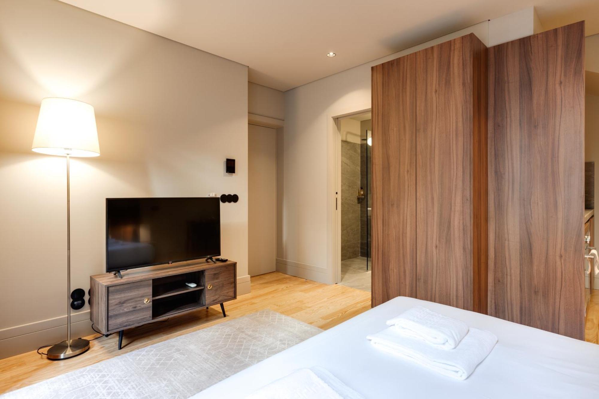 Avus M Suites And Apartments By Da'Home Porto Exterior foto