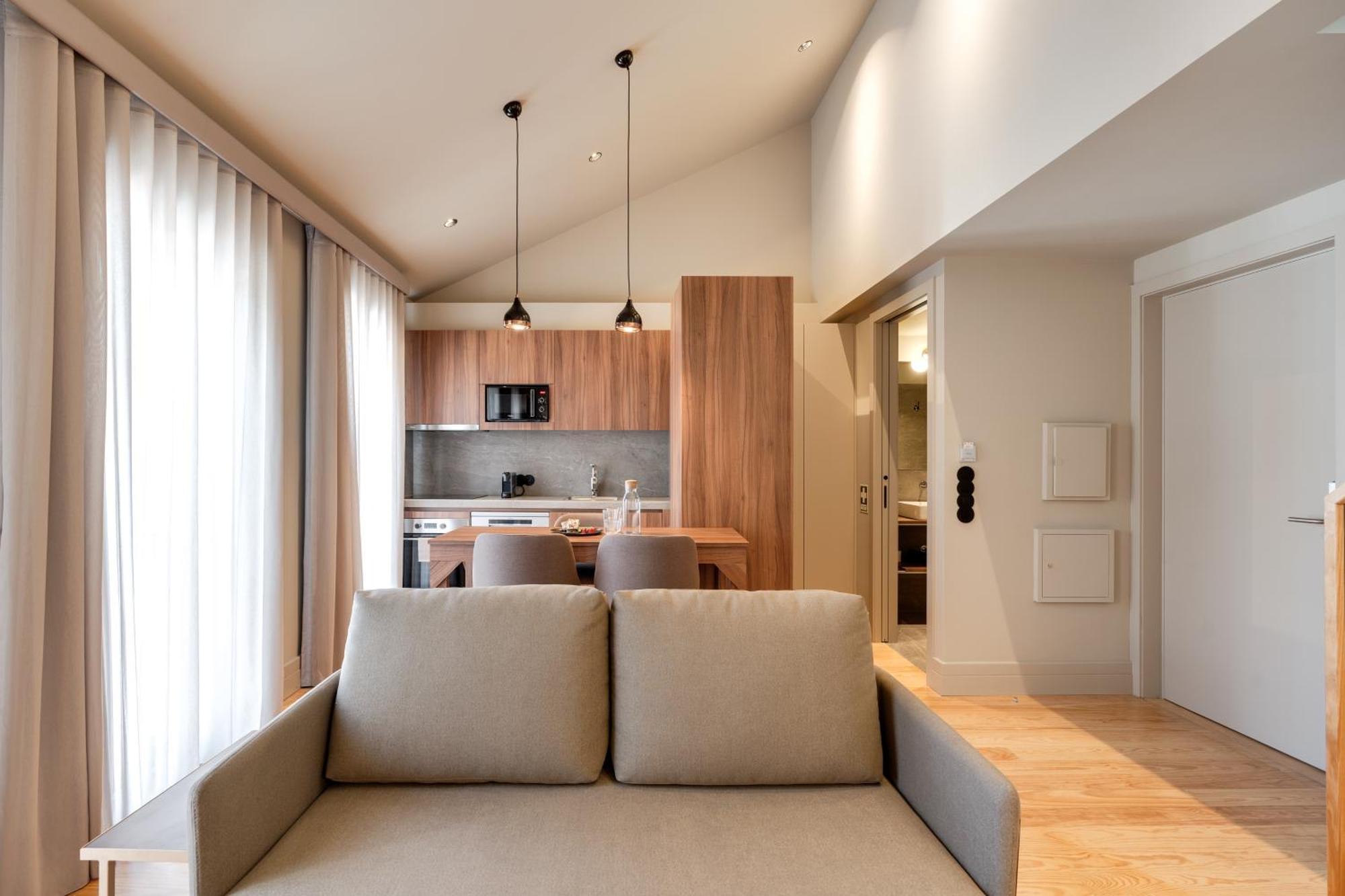 Avus M Suites And Apartments By Da'Home Porto Exterior foto
