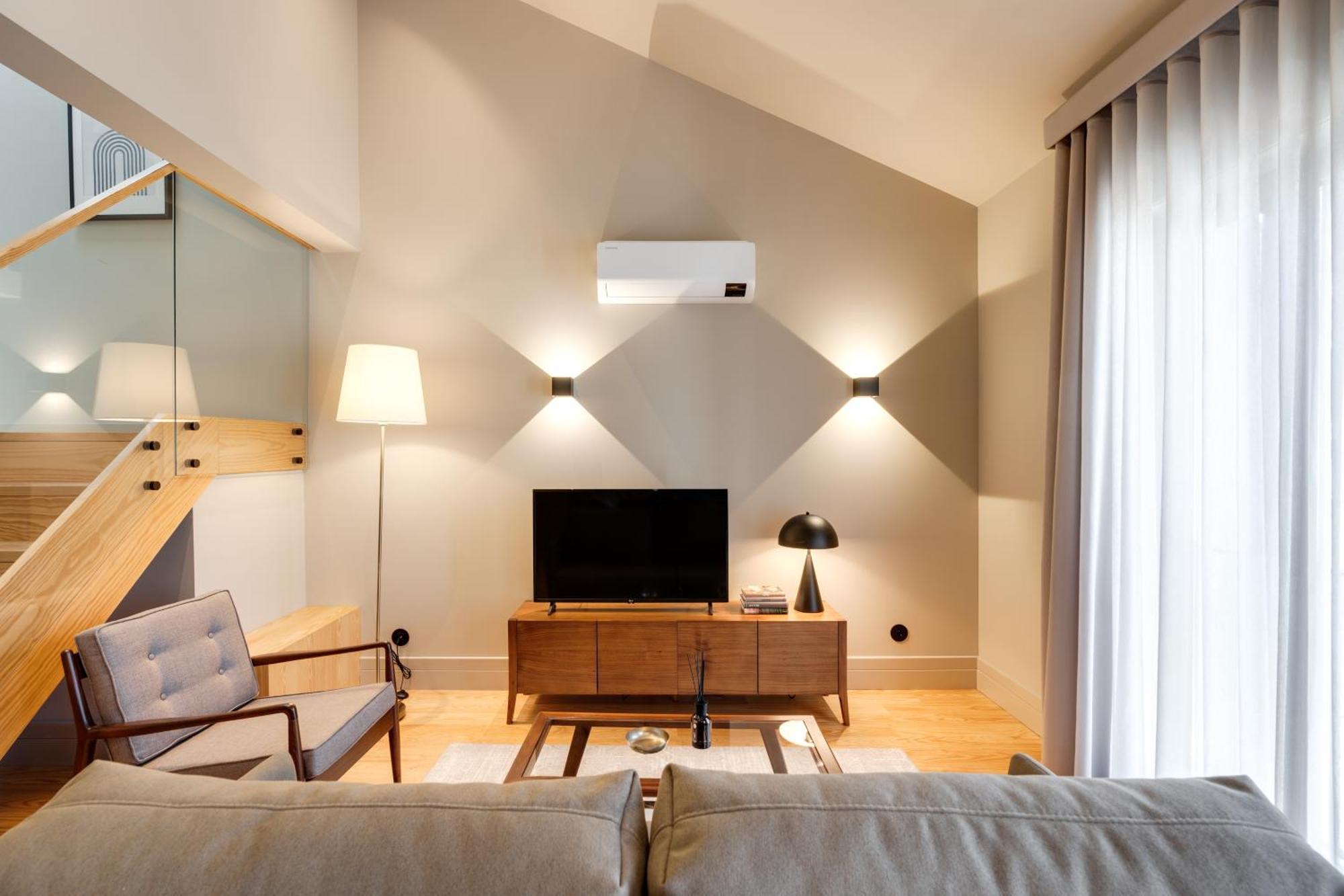 Avus M Suites And Apartments By Da'Home Porto Exterior foto